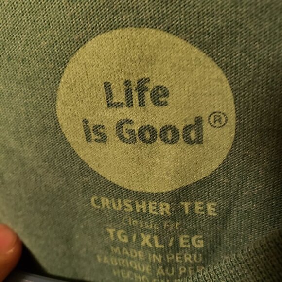 Life Is Good | Merry Fishmas Shirt | Size XL - Picture 5 of 7